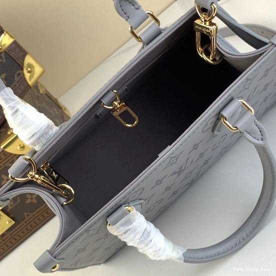 Repladies VUITTON LOUIS PM-25*19*11.5cm ONTHEGO 0731